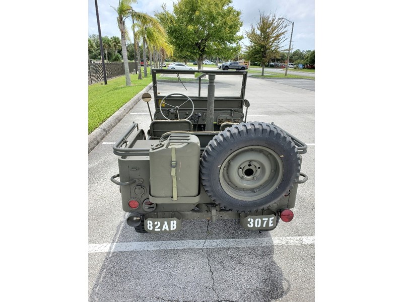 1942 Willys Jeep 3