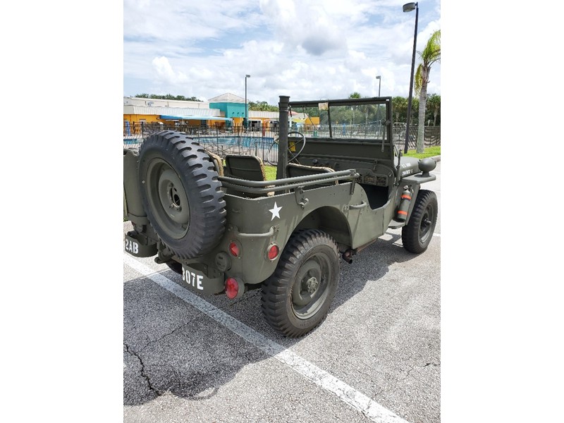 1942 Willys Jeep 4