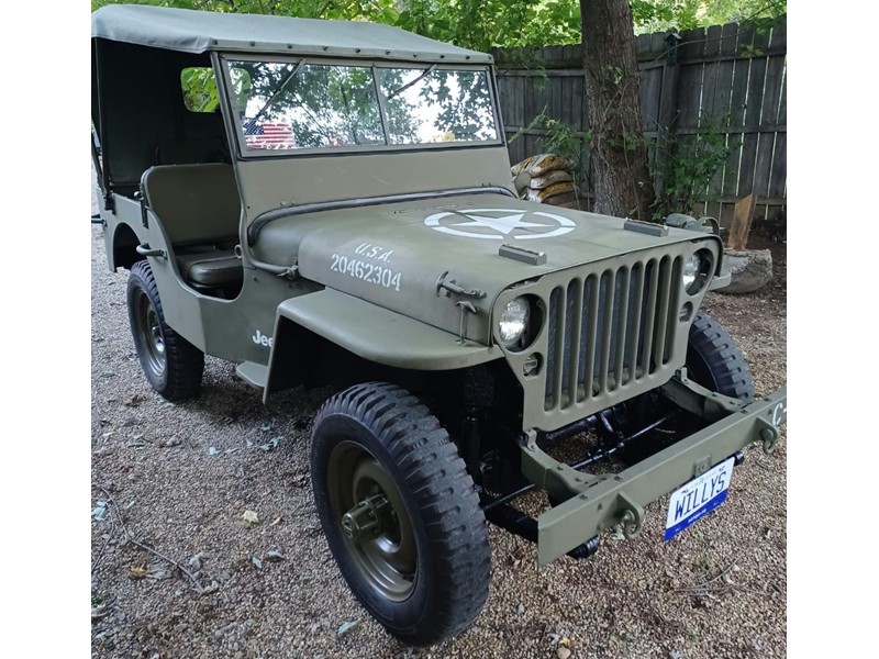 1946 Jeep CJ2 with Replica Willys WW2 MB Body 4