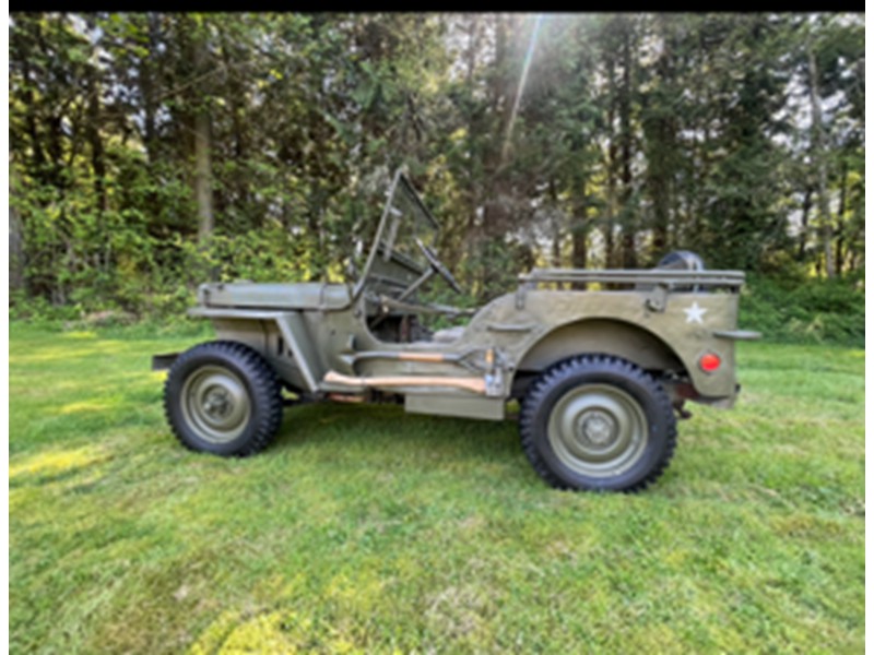 Beautiful 1942 Willys Slat Grill Jeep 4