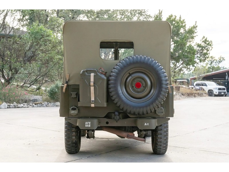 1952 Willys M38A1 3