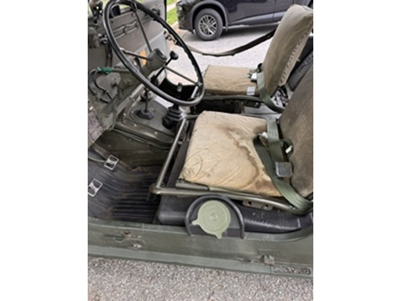 1967 Ford M151A1 UNCUT 3
